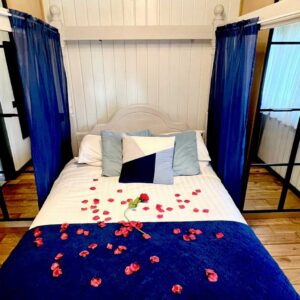 holly lodge 12 bedroom